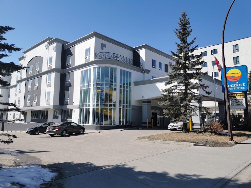 Comfort Inn & Suites University YYC Exteriör bild
